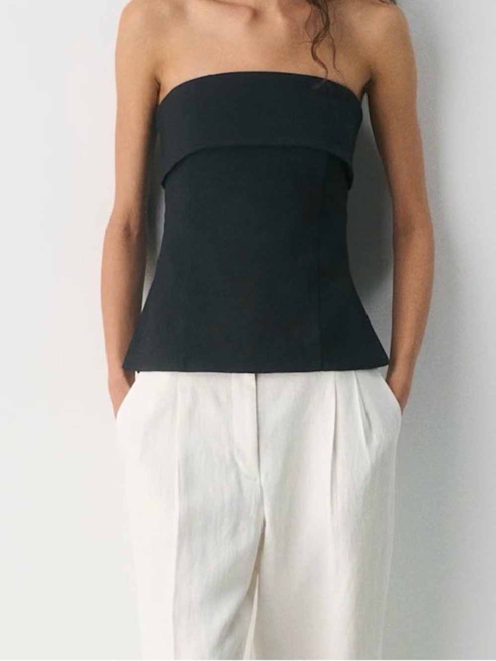 Aritzia Black Strapless Fold-Over Peplum Top - Picture 4 of 5